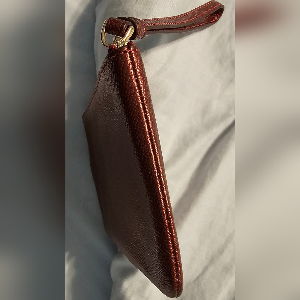 Coach Metallic Cherry Leather wristlet New without tags - Picture 11 of 16